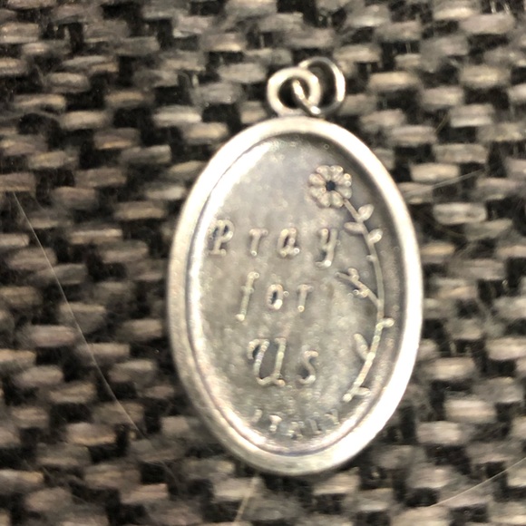 Saint Joseph Medal, 7/8“ High - Picture 4 of 4